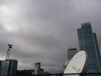 radar-dish-satelllite-dish-canary-wharf 