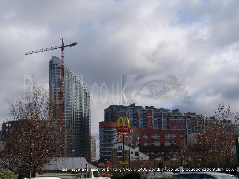 docklands-riverside-apartments-7 