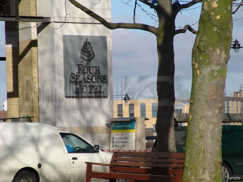 west-ferry-circus-canary-riverside-3 